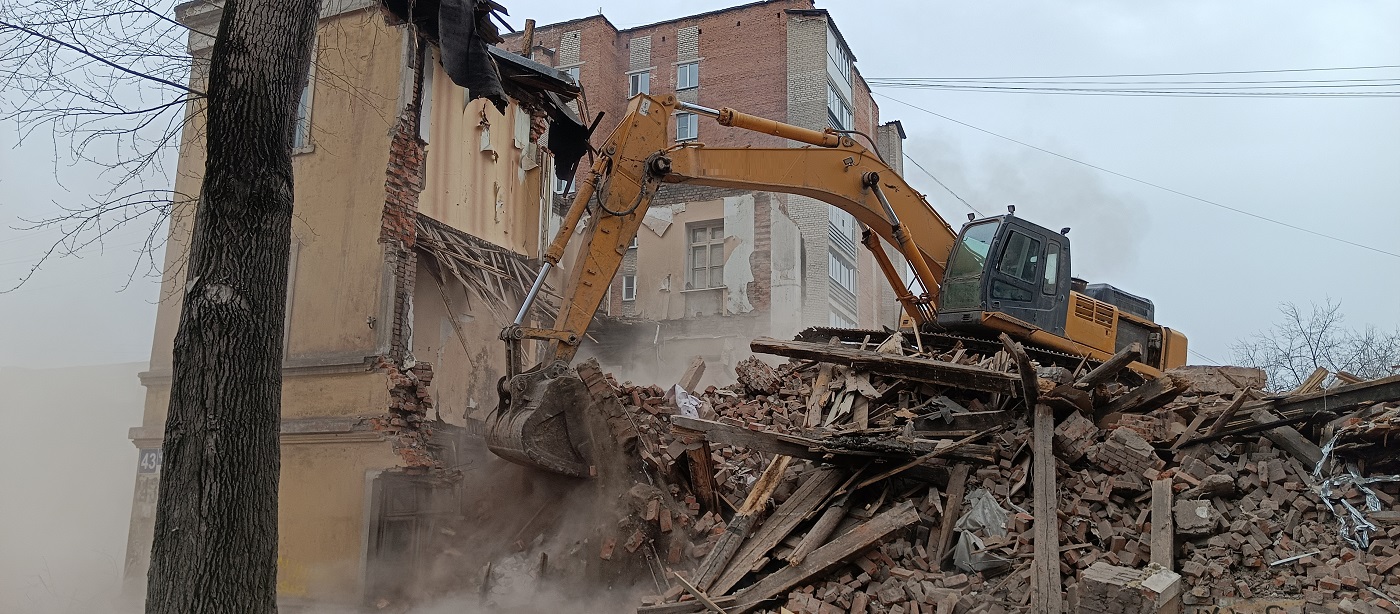 Услуги по сносу и демонтажу старых домов, строений и сооружений в Кизилюрте